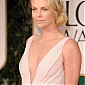 Nom du fichier=CTarrivesatthe69thAnnualGoldenGlobeAwards_66.jpg
Taille du fichier=276Ko
Dimensions : 1335x1900
Ajouté le : 22 Janvier 2012 CTarrivesatthe69thAnnualGoldenGlobeAwards_66.jpg