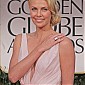 Nom du fichier=CTarrivesatthe69thAnnualGoldenGlobeAwards_76.jpg
Taille du fichier=368Ko
Dimensions : 1333x2000
Ajouté le : 22 Janvier 2012 CTarrivesatthe69thAnnualGoldenGlobeAwards_76.jpg