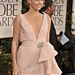 Nom du fichier=CTarrivesatthe69thAnnualGoldenGlobeAwards_79.jpg
Taille du fichier=292Ko
Dimensions : 1331x2000
Ajouté le : 22 Janvier 2012 CTarrivesatthe69thAnnualGoldenGlobeAwards_79.jpg