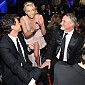 Nom du fichier=69thAnnualGoldenGlobeAwardsShow_31.jpg
Taille du fichier=449Ko
Dimensions : 1362x1900
Ajouté le : 22 Juin 2012 69thAnnualGoldenGlobeAwardsShow_31.jpg