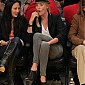Nom du fichier=CTwatchestheLosAngelesLakersplaytheGoldenStateWarriors_06.jpg
Taille du fichier=61Ko
Dimensions : 396x594
Ajouté le : 07 Janvier 2012 CTwatchestheLosAngelesLakersplaytheGoldenStateWarriors_06.jpg