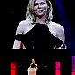 Nom du fichier=cinemacon2012awardsshow_17.jpg
Taille du fichier=221Ko
Dimensions : 1314x1900
Ajouté le : 27 Avril 2012 cinemacon2012awardsshow_17.jpg