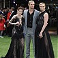 Nom du fichier=SnowWhitePremiereLondon14mai_39.jpg
Taille du fichier=490Ko
Dimensions : 1264x1900
Ajouté le : 15 Mai 2012 SnowWhitePremiereLondon14mai_39.jpg