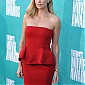 Nom du fichier=MTVMovieAwardsLARedCarpet_17.jpg
Taille du fichier=425Ko
Dimensions : 1271x1950
Ajouté le : 04 Juin 2012 MTVMovieAwardsLARedCarpet_17.jpg