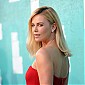 MTVMovieAwardsLARedCarpet_25.jpg