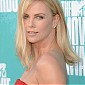 MTVMovieAwardsLARedCarpet_65.jpg