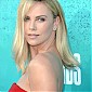 MTVMovieAwardsLARedCarpet_67.jpg