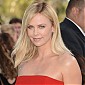 Nom du fichier=MTVMovieAwardsLARedCarpet_70.jpg
Taille du fichier=394Ko
Dimensions : 1484x1750
Ajouté le : 04 Juin 2012 MTVMovieAwardsLARedCarpet_70.jpg
