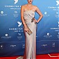 Nom du fichier=CinemaForPeaceGala2013RedCarpet_17HQ.jpg
Taille du fichier=393Ko
Dimensions : 1391x1900
Ajouté le : 10 Février 2013 CinemaForPeaceGala2013RedCarpet_17HQ.jpg