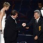Nom du fichier=85thAnnualAcademyAwardsshow_38.jpg
Taille du fichier=110Ko
Dimensions : 1024x682
Ajouté le : 25 Février 2013 85thAnnualAcademyAwardsshow_38.jpg