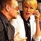 Nom du fichier=CharlizeTheronOfficialMemorialService_10.jpg
Taille du fichier=89Ko
Dimensions : 600x800
Ajouté le : 11 Décembre 2013 CharlizeTheronOfficialMemorialService_10.jpg