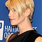 Nom du fichier=3rdAnnualSeanPennFriendsHelpHaitiHomeGala_13HQ.jpg
Taille du fichier=478Ko
Dimensions : 1351x1950
Ajouté le : 20 Janvier 2014 3rdAnnualSeanPennFriendsHelpHaitiHomeGala_13HQ.jpg