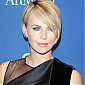 Nom du fichier=3rdAnnualSeanPennFriendsHelpHaitiHomeGala_39.jpg
Taille du fichier=462Ko
Dimensions : 1492x1750
Ajouté le : 20 Janvier 2014 3rdAnnualSeanPennFriendsHelpHaitiHomeGala_39.jpg