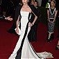 Nom du fichier=CostumeInstituteGalaatMetropolitaMay5_42.jpg
Taille du fichier=384Ko
Dimensions : 1403x1880
Ajouté le : 08 Mai 2014 CostumeInstituteGalaatMetropolitaMay5_42.jpg