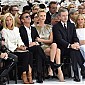 Nom du fichier=CharlizeTChristianDiorFrontrowParisFashionWeek_06.jpg
Taille du fichier=199Ko
Dimensions : 1024x681
Ajouté le : 07 Juillet 2014 CharlizeTChristianDiorFrontrowParisFashionWeek_06.jpg