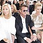 CharlizeTChristianDiorFrontrowParisFashionWeek_54.jpg
