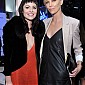 Nom du fichier=Charlize_Theron_08.jpg
Taille du fichier=459Ko
Dimensions : 1370x1920
Ajouté le : 22 Novembre 2014 Charlize_Theron_08.jpg