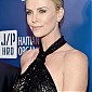 Nom du fichier=4thAnnualSeanPennFriendsHELPHAITIHOMEGala_06.jpg
Taille du fichier=494Ko
Dimensions : 1329x2000
Ajouté le : 11 Janvier 2015 4thAnnualSeanPennFriendsHELPHAITIHOMEGala_06.jpg