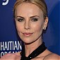 Nom du fichier=4thAnnualSeanPennFriendsHELPHAITIHOMEGala_16.jpg
Taille du fichier=130Ko
Dimensions : 750x1024
Ajouté le : 11 Janvier 2015 4thAnnualSeanPennFriendsHELPHAITIHOMEGala_16.jpg