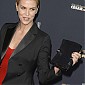 Nom du fichier=CharlizeTheronCesar2015_99_30.jpg
Taille du fichier=610Ko
Dimensions : 1332x1980
Ajouté le : 23 Février 2015 CharlizeTheronCesar2015_99_30.jpg
