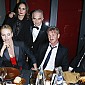 CharlizeTheronCesar2015_Diner_03.jpg