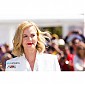 Nom du fichier=CharlizeTheronAustralianF1GrandPrix_27.jpg
Taille du fichier=64Ko
Dimensions : 640x640
Ajouté le : 15 Mars 2015 CharlizeTheronAustralianF1GrandPrix_27.jpg
