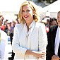 Nom du fichier=CharlizeTheronAustralianF1GrandPrix_43.jpg
Taille du fichier=78Ko
Dimensions : 640x640
Ajouté le : 16 Mars 2015 CharlizeTheronAustralianF1GrandPrix_43.jpg