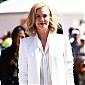Nom du fichier=CharlizeTheronAustralianF1GrandPrix_50.jpg
Taille du fichier=59Ko
Dimensions : 640x640
Ajouté le : 16 Mars 2015 CharlizeTheronAustralianF1GrandPrix_50.jpg