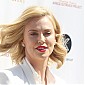 CharlizeTheronAustralianF1GrandPrix_99_08.jpg