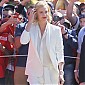 CharlizeTheronAustralianF1GrandPrix_99_18.jpg