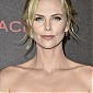 Nom du fichier=CharlizeTheronDarkPlacesParisPremiere_05.jpg
Taille du fichier=167Ko
Dimensions : 682x1024
Ajouté le : 31 Mars 2015 CharlizeTheronDarkPlacesParisPremiere_05.jpg
