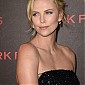 Nom du fichier=CharlizeTheronDarkPlacesParisPremiere_99_09.jpg
Taille du fichier=387Ko
Dimensions : 1357x1950
Ajouté le : 11 Avril 2015 CharlizeTheronDarkPlacesParisPremiere_99_09.jpg