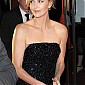 CharlizeTheronDarkPlacesParisPremiere_99_21.jpg