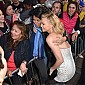 Nom du fichier=Charlize_Theron_78.jpg
Taille du fichier=257Ko
Dimensions : 1024x843
Ajouté le : 08 Mai 2015 Charlize_Theron_78.jpg