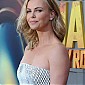 Nom du fichier=Charlize_Theron_99.jpg
Taille du fichier=635Ko
Dimensions : 1422x1880
Ajouté le : 09 Mai 2015 Charlize_Theron_99.jpg