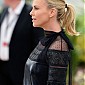 CharlizeTheronMadMaxFuryRoadPhotocall_04.jpg