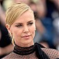Nom du fichier=CharlizeTheronMadMaxFuryRoadPhotocall_09.jpg
Taille du fichier=114Ko
Dimensions : 1024x687
Ajouté le : 14 Mai 2015 CharlizeTheronMadMaxFuryRoadPhotocall_09.jpg