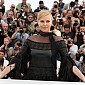 Nom du fichier=CharlizeTheronMadMaxFuryRoadPhotocall_78.jpg
Taille du fichier=477Ko
Dimensions : 1950x1373
Ajouté le : 14 Mai 2015 CharlizeTheronMadMaxFuryRoadPhotocall_78.jpg
