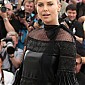 Nom du fichier=CharlizeTheronMadMaxFuryRoadPhotocall_99_15.jpg
Taille du fichier=500Ko
Dimensions : 1321x1950
Ajouté le : 16 Mai 2015 CharlizeTheronMadMaxFuryRoadPhotocall_99_15.jpg