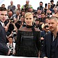 Nom du fichier=CharlizeTheronMadMaxFuryRoadPhotocall_99_17.jpg
Taille du fichier=460Ko
Dimensions : 1950x1344
Ajouté le : 16 Mai 2015 CharlizeTheronMadMaxFuryRoadPhotocall_99_17.jpg