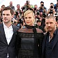 Nom du fichier=CharlizeTheronMadMaxFuryRoadPhotocall_99_21.jpg
Taille du fichier=500Ko
Dimensions : 1950x1292
Ajouté le : 16 Mai 2015 CharlizeTheronMadMaxFuryRoadPhotocall_99_21.jpg