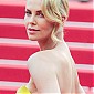 Nom du fichier=Charlize__11_.jpg
Taille du fichier=474Ko
Dimensions : 1333x2000
Ajouté le : 15 Mai 2015 Charlize__11_.jpg