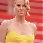 Nom du fichier=Charlize__99_36.jpg
Taille du fichier=488Ko
Dimensions : 1315x1950
Ajouté le : 15 Mai 2015 Charlize__99_36.jpg