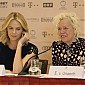 CharlizeTheronLifeBall2015PressConference_03.jpg