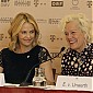CharlizeTheronLifeBall2015PressConference_06.jpg