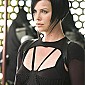 Nom du fichier=stillsaeonflux_56.jpg
Taille du fichier=149Ko
Dimensions : 912x1400
Ajouté le : 08 Septembre 2008 stillsaeonflux_56.jpg