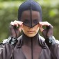 Nom du fichier=stillsaeonflux_98.jpg
Taille du fichier=468Ko
Dimensions : 1303x2000
Ajouté le : 10 Octobre 2010 stillsaeonflux_98.jpg