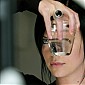 Nom du fichier=stillsaeonflux_99_24.jpg
Taille du fichier=89Ko
Dimensions : 654x1000
Ajouté le : 06 Octobre 2012 stillsaeonflux_99_24.jpg