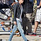 Nom du fichier=PausefilmingDarkPlaces27aout_03HQ.jpg
Taille du fichier=527Ko
Dimensions : 1333x2000
Ajouté le : 28 Août 2013 PausefilmingDarkPlaces27aout_03HQ.jpg