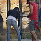 Nom du fichier=PausefilmingDarkPlaces27aout_24.jpg
Taille du fichier=895Ko
Dimensions : 1334x2000
Ajouté le : 28 Août 2013 PausefilmingDarkPlaces27aout_24.jpg